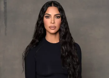 اسکین Kim Kardashian به محبوب‌ترین پوست Fortnite در سال ۲۰۲۵ تبدیل شد